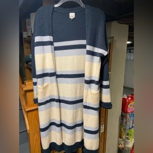 Size M long stripped cardigan
